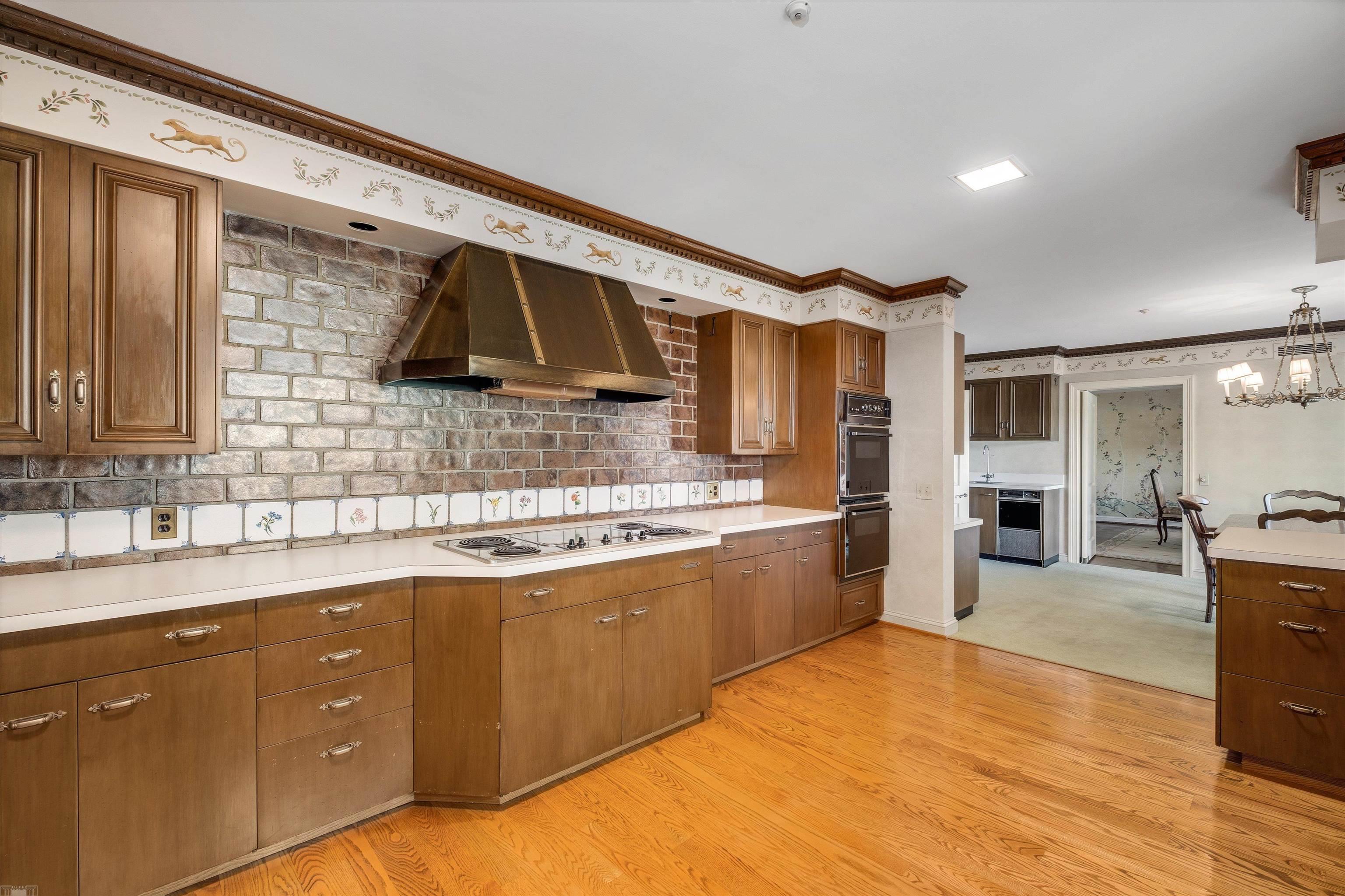 382 Provencal Road Grosse Pointe, MI 48236 - Photo 30 of 95 50155244-fd144cc2-2743-49fe-8482-fb4f964ee1a1.JPG