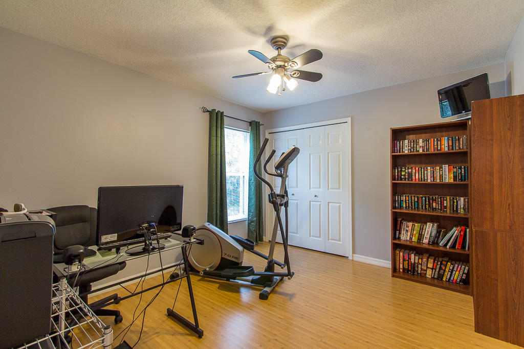 2225 Southwest Salmon Road Port St. Lucie, FL 34953 - Photo 20 of 31 Salmon-18