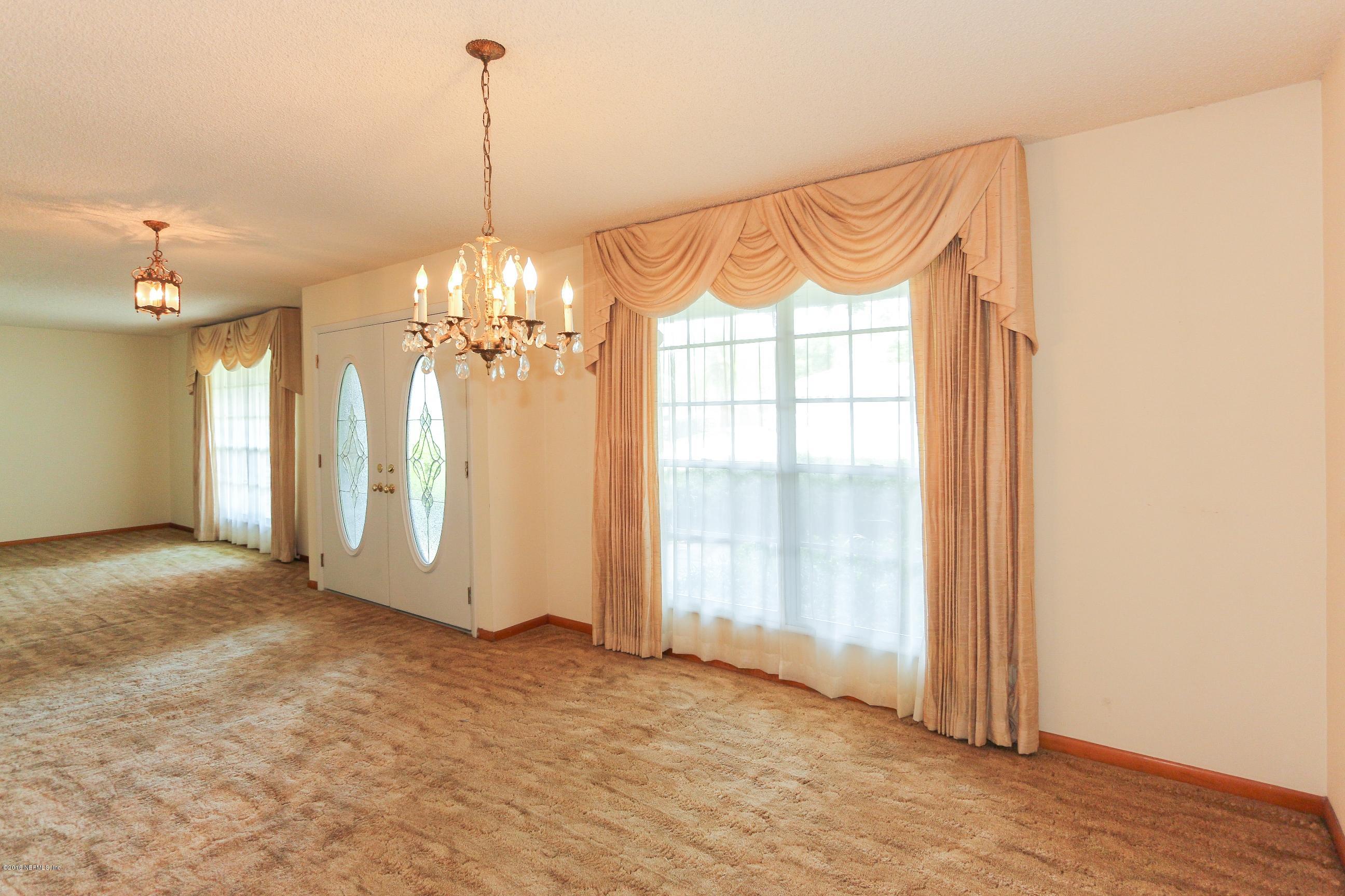 5660 Swamp Fox Road Jacksonville, FL 32210 - Photo 14 of 79 Dining Room View 2