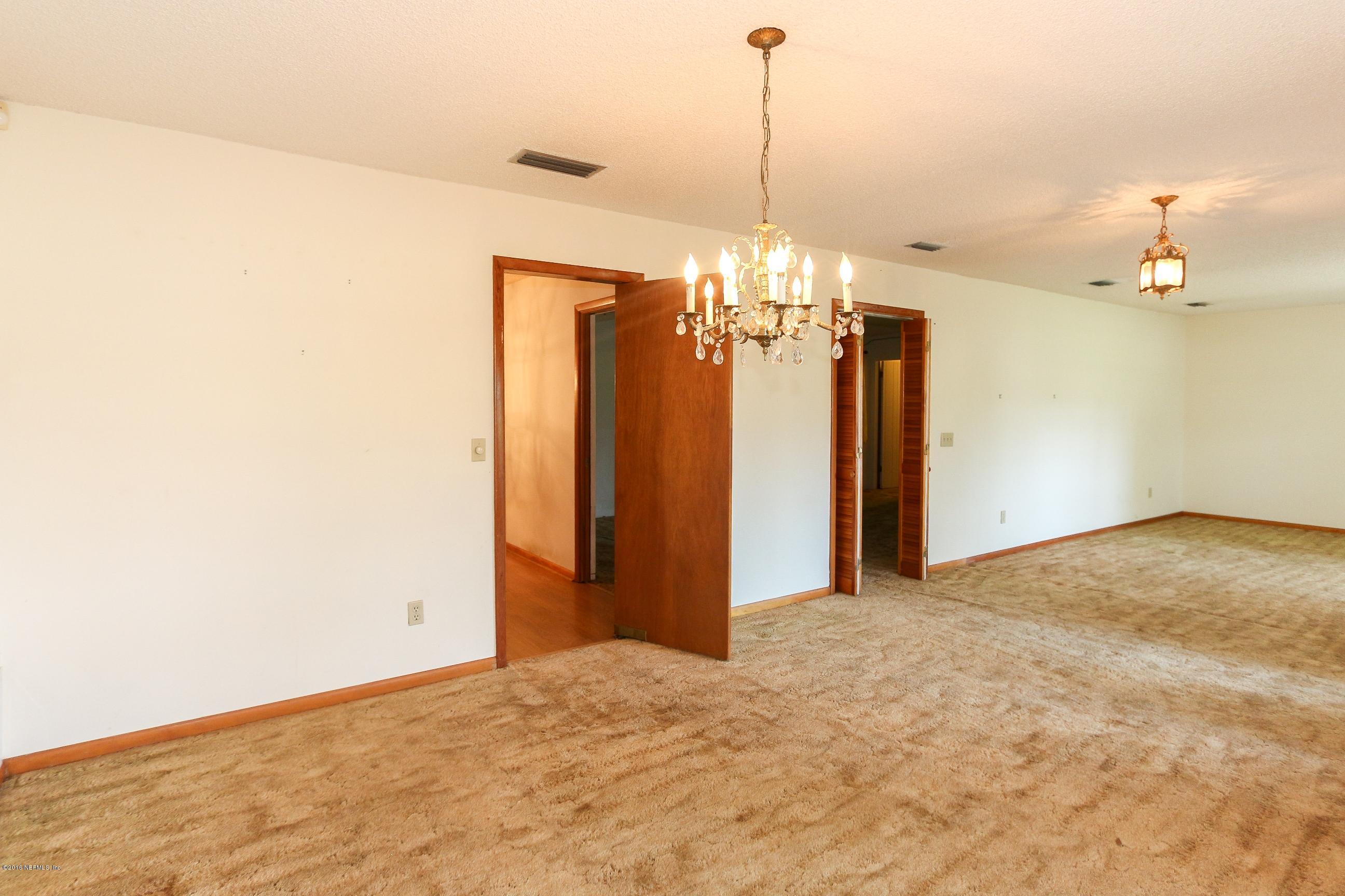 5660 Swamp Fox Road Jacksonville, FL 32210 - Photo 15 of 79 Dining Room View 3