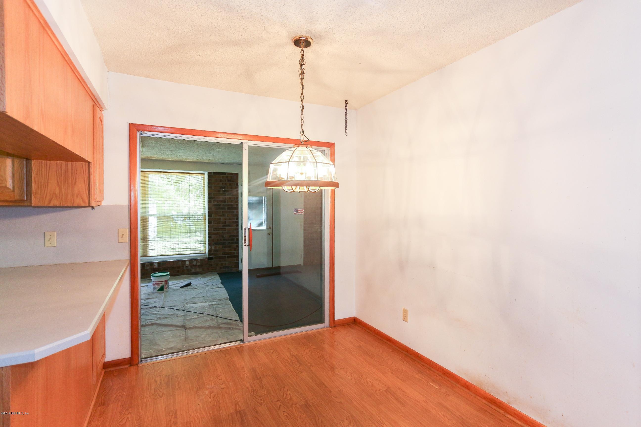 5660 Swamp Fox Road Jacksonville, FL 32210 - Photo 22 of 79 Eat-in-Kitchen