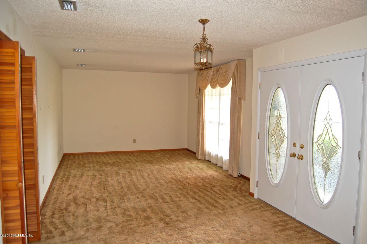 5660 Swamp Fox Road Jacksonville, FL 32210 - Photo 52 of 79 Living Room