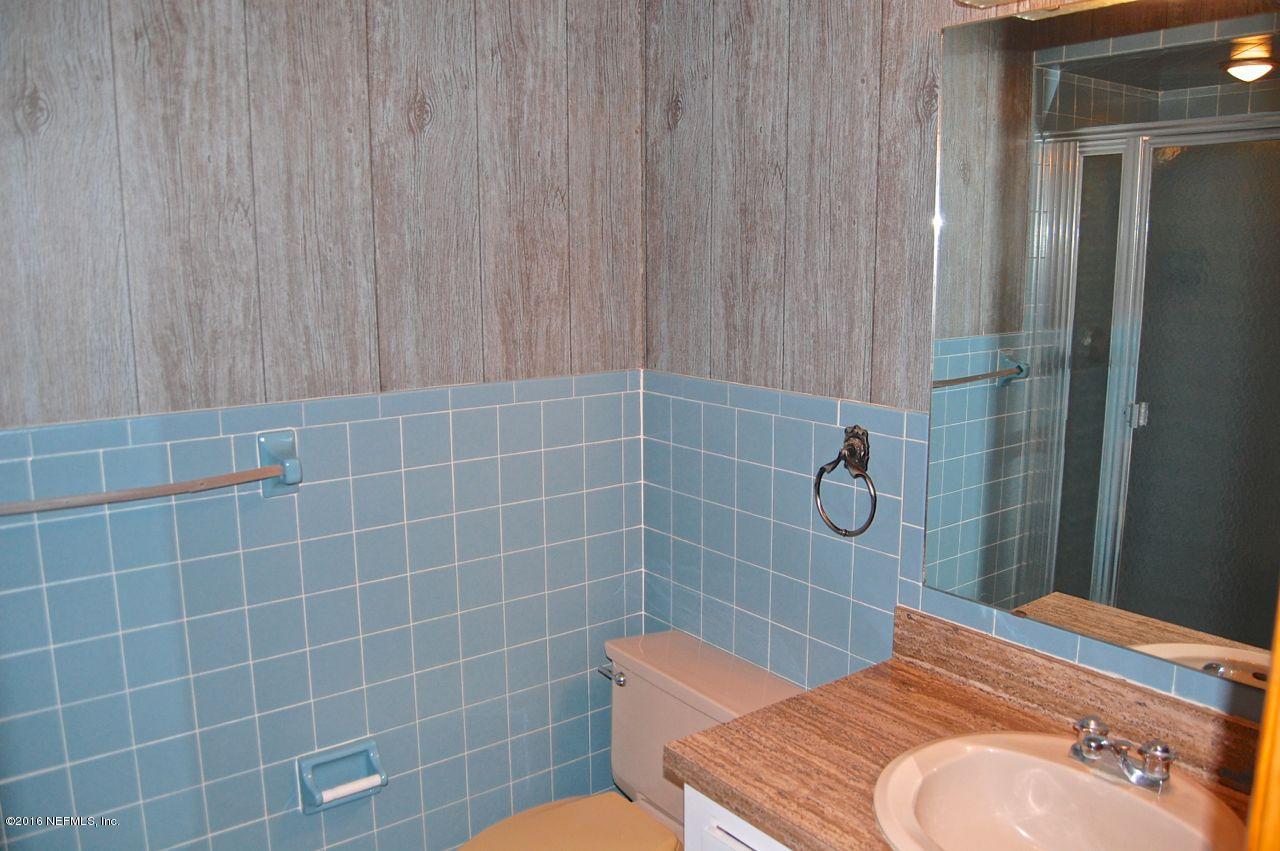 5660 Swamp Fox Road Jacksonville, FL 32210 - Photo 70 of 79 Bathroom 2