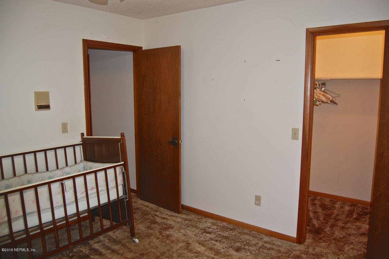 5660 Swamp Fox Road Jacksonville, FL 32210 - Photo 75 of 79 Bedroom 4 reverse