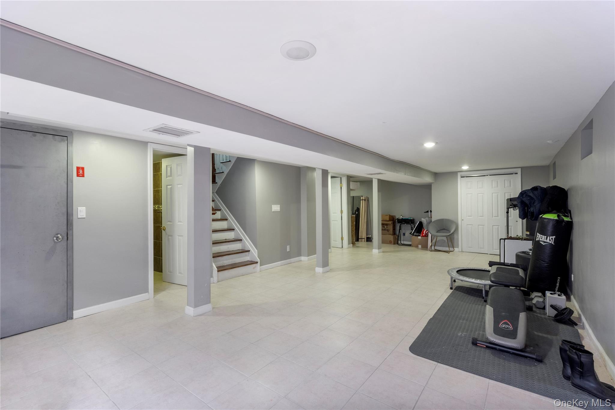 76-31 264th Street Queens, NY 11004 - Photo 21 of 33