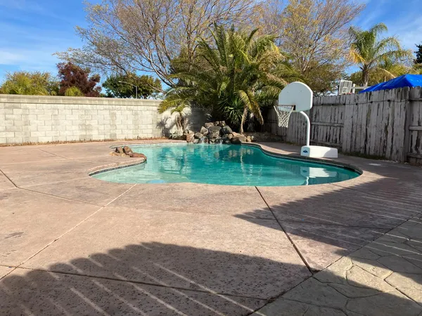 $2,495 | 231 Blackwood Avenue, Lathrop, CA 95330