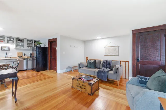 $2,350 | 65 South Elm Street, Unit 3, Manchester, NH 03103