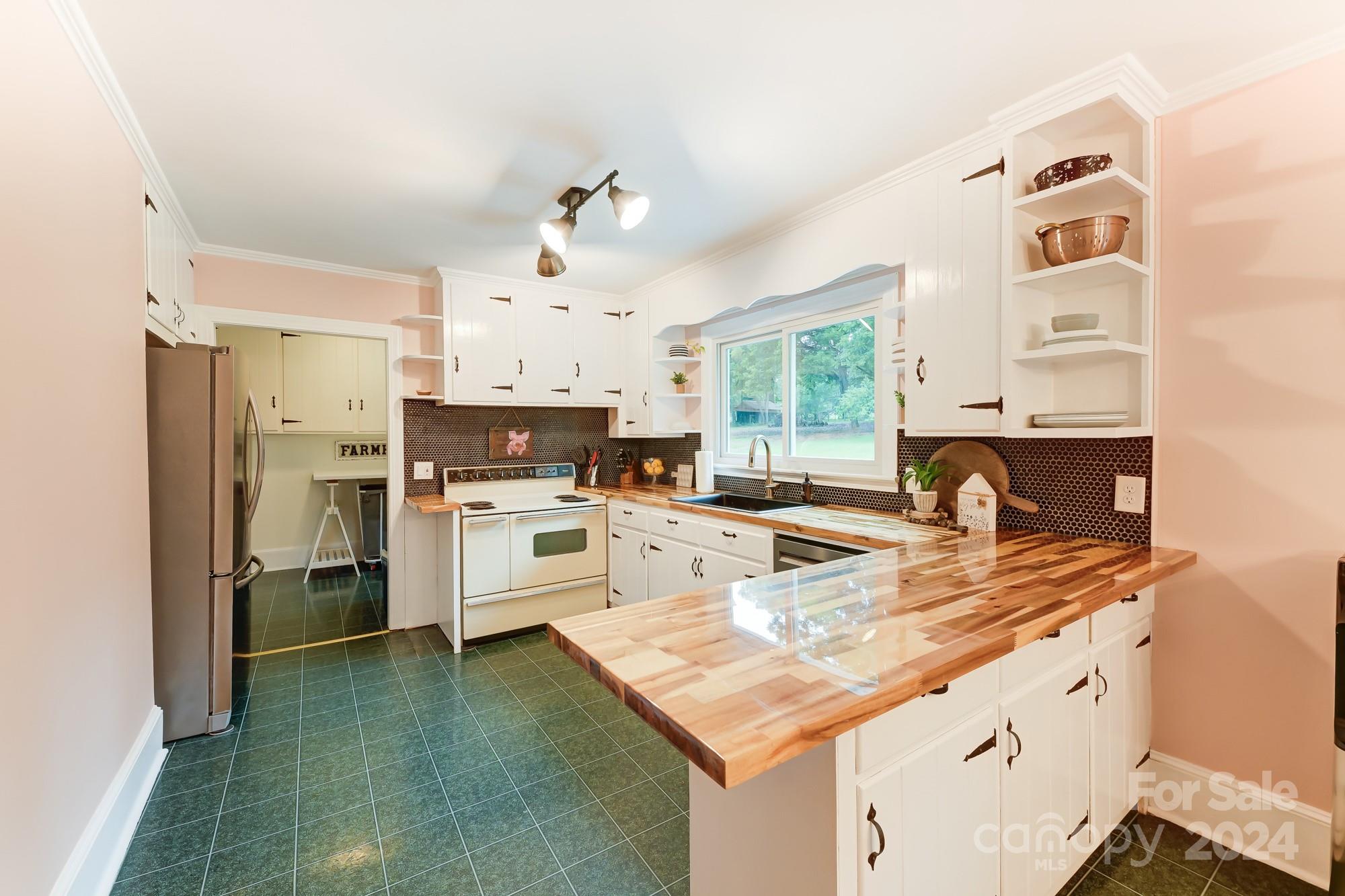 4750 Mt Pleasant Road South Concord, NC 28025 - Photo 12 of 48 Gallery Image 12