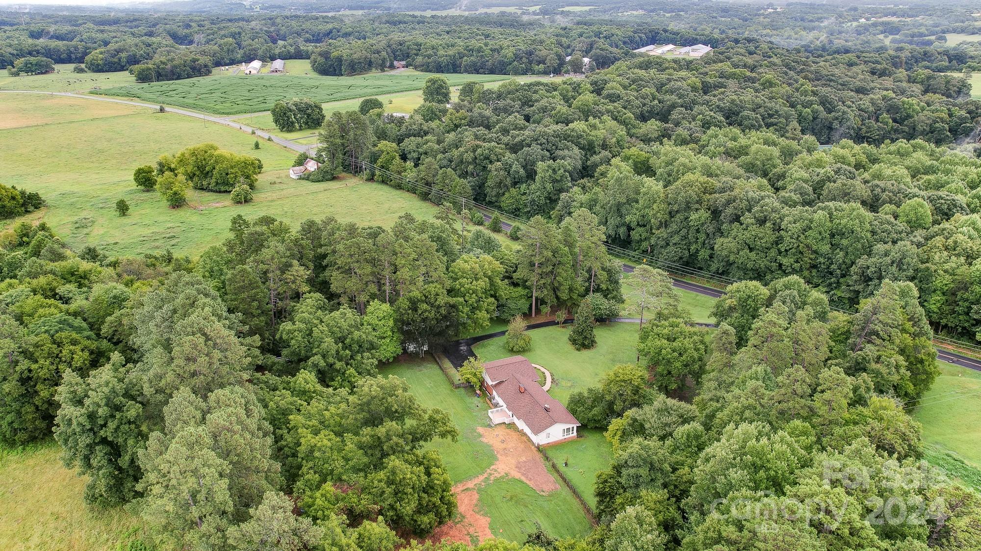 4750 Mt Pleasant Road South Concord, NC 28025 - Photo 4 of 48 Gallery Image 4