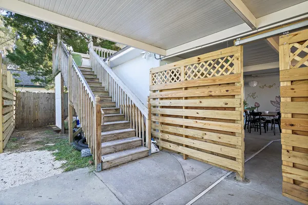 a view of a wooden fence