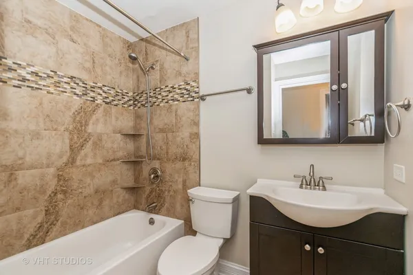 $1,950 | 9119 Lincoln Court, Unit 101, Orland Park, IL 60462
