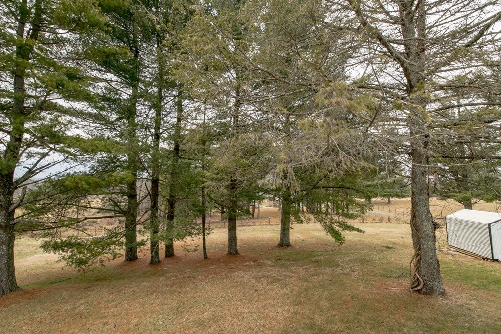 450 Edmonds Road Galax, VA 24333 - Photo 45 of 57 Gallery Image 45