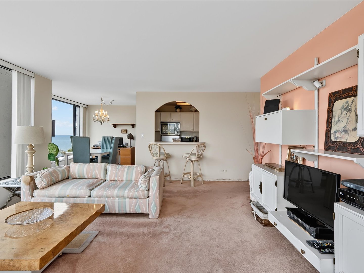 5455 North Sheridan Road, Unit 1915 Chicago, IL 60640 - Photo 18 of 64 Gallery Image 18