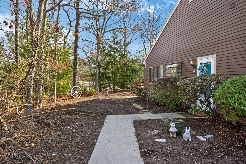 77 Round House Road, Unit 77 Bourne, MA 02532 - Photo 5 of 32 Gallery Image 5