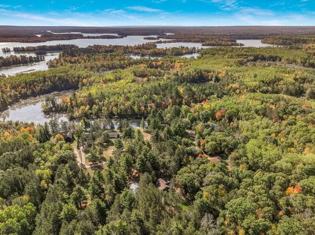 $460,000 | 11022 West Arrow Road, Hayward, WI 54843