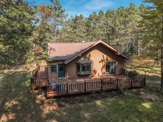 $460,000 | 11022 West Arrow Road, Hayward, WI 54843