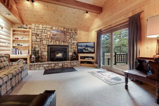 $460,000 | 11022 West Arrow Road, Hayward, WI 54843