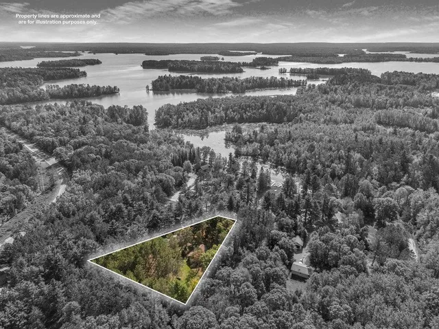 $460,000 | 11022 West Arrow Road, Hayward, WI 54843