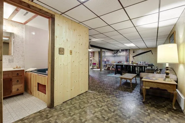 $460,000 | 11022 West Arrow Road, Hayward, WI 54843