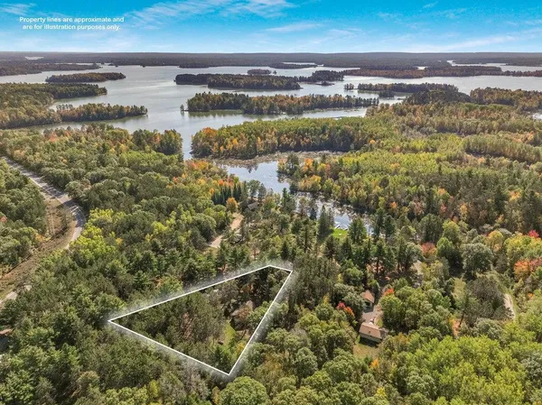 $450,000 | 11022 West Arrow Road, Hayward, WI 54843