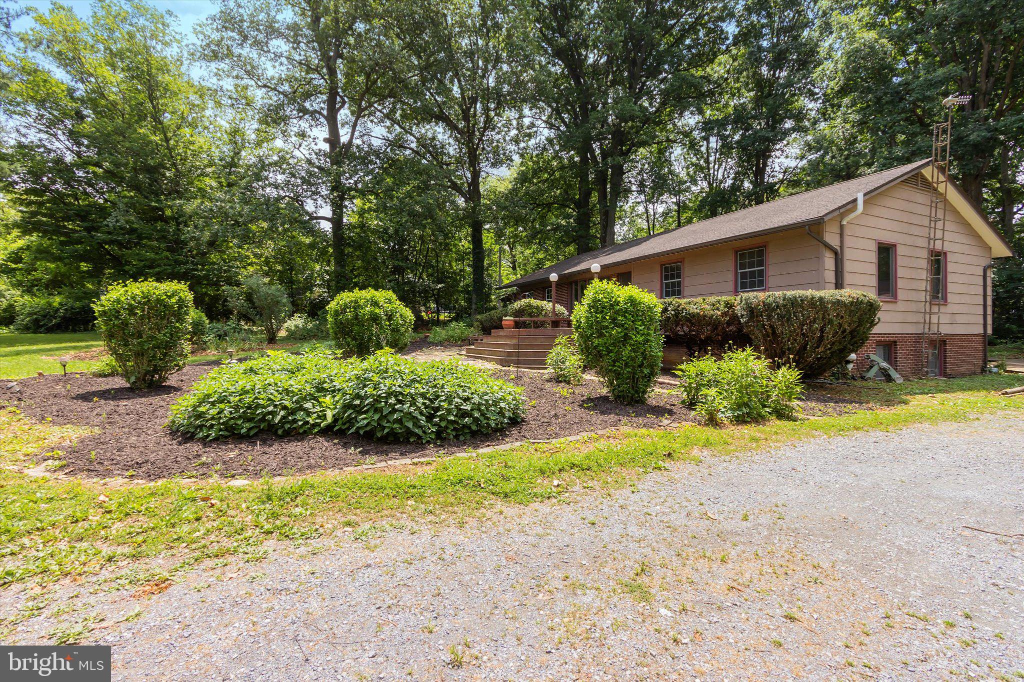 561 Co Rte 12/1 Shepherdstown, WV 25443 - Photo 38 of 45