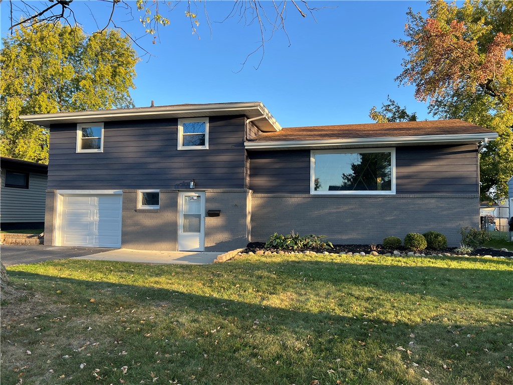 2040 West Ramsey Drive Decatur, IL 62526 - Photo 2 of 25
