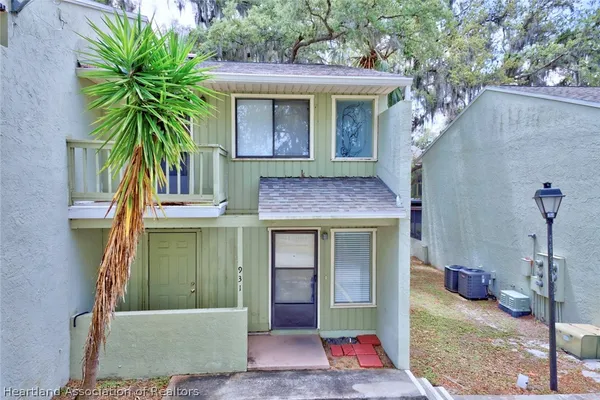 $129,900 | 1561 Lakeview Drive, Unit 931, Sebring, FL 33870