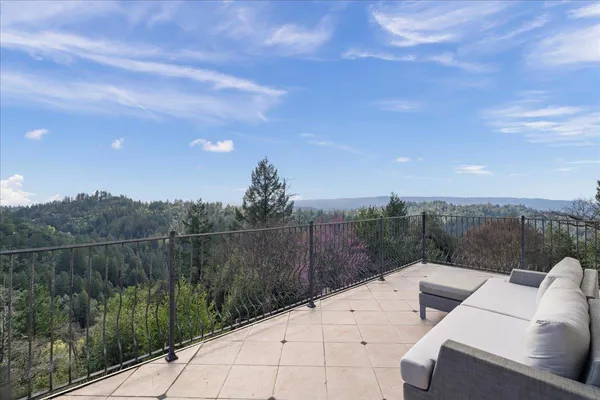$3,499,000 | 19975 Skyline Boulevard, Los Gatos, CA 95033