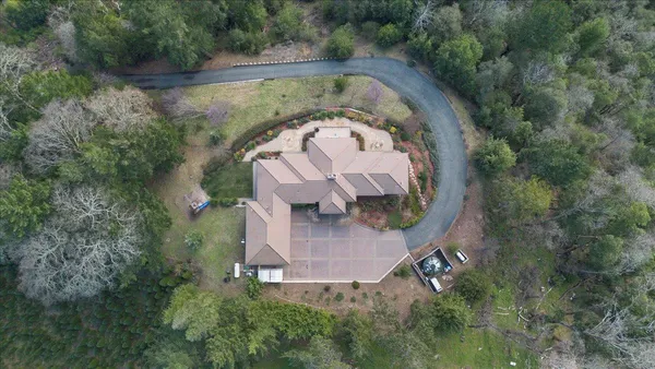 $3,499,000 | 19975 Skyline Boulevard, Los Gatos, CA 95033