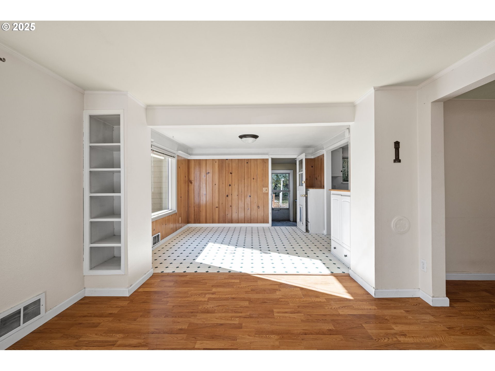 1917 Scott Road Springfield, OR 97477 - Photo 12 of 31 a bedroom with a bed and closet