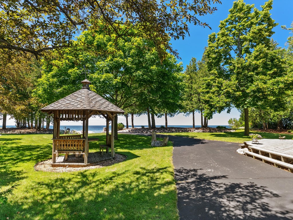 4207 Hammarstrom Road Sturgeon Bay, WI 54235 - Photo 2 of 49 Gallery Image 2