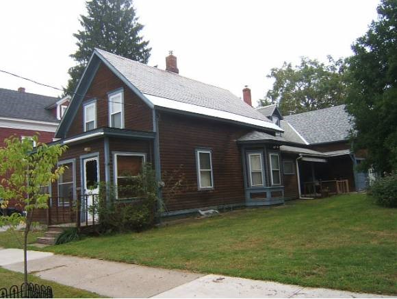 31 South Street Rockingham, VT 05101 - Photo 1 of 1