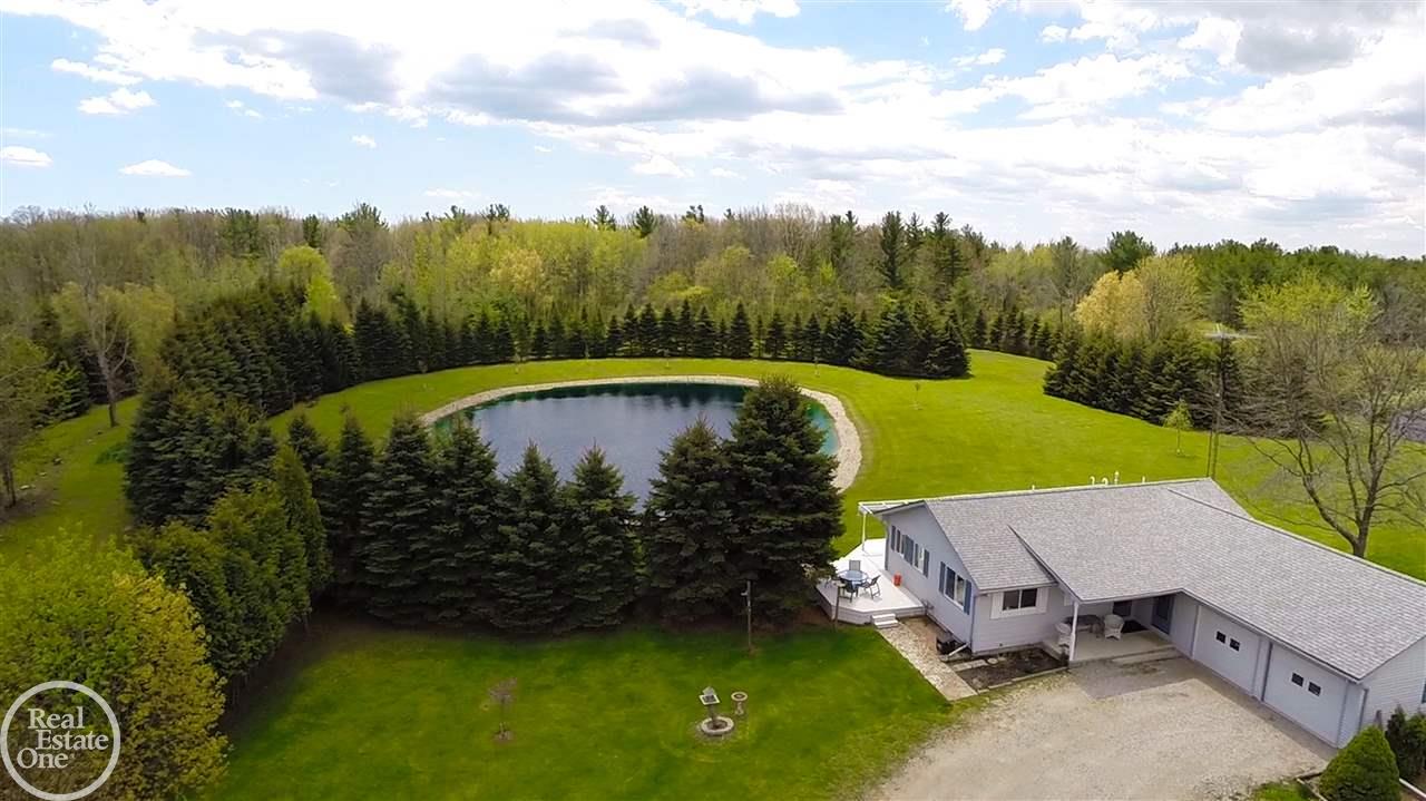 6595 Comstock Road Jeddo, MI 48032 - Photo 5 of 56