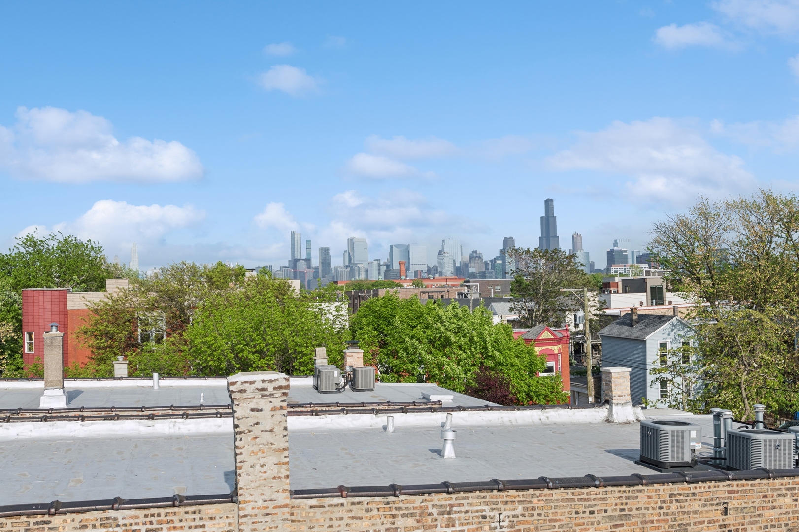 2113 West Huron Street Chicago, IL 60612 - Photo 47 of 49 a view of a city