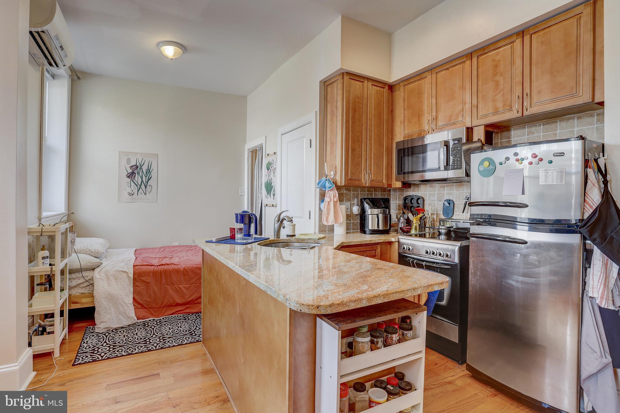 600 South 49th Street, Unit 2D Philadelphia, PA 19143 - Photo 5 of 16