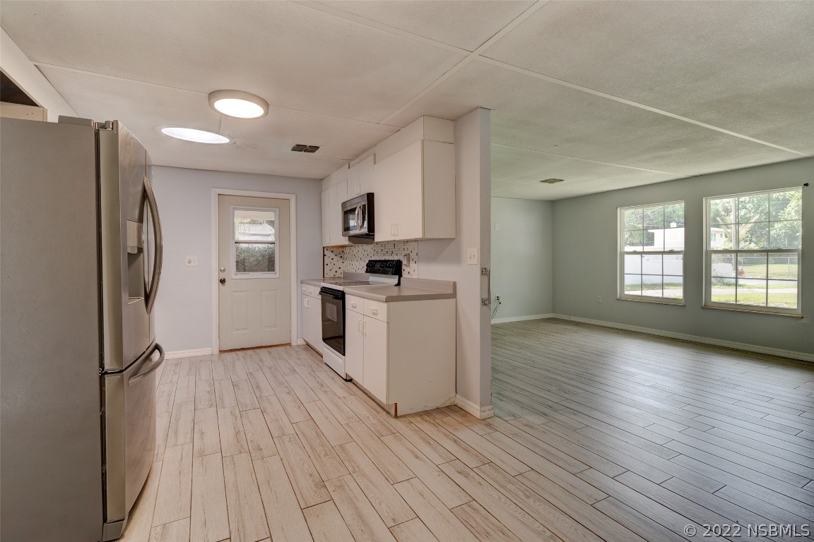 189 Hazelwood River Road Edgewater, FL 32141 - Photo 8 of 34 Gallery Image 8