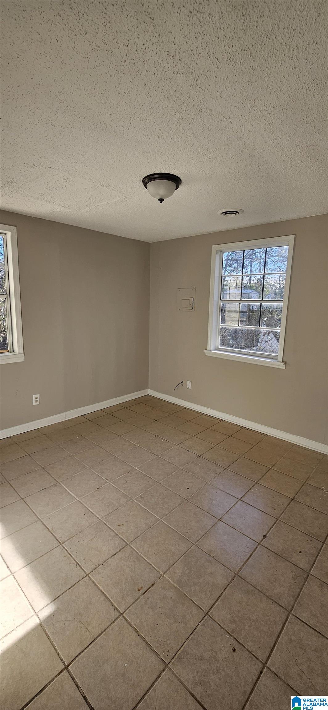 1349 Woodward Road Midfield, AL 35228 - Photo 7 of 13