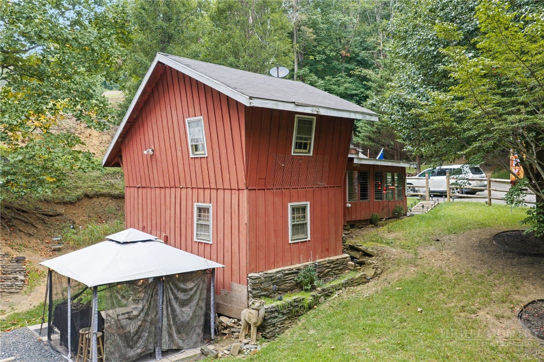 443 Holman Road Todd, NC 28684 - Photo 34 of 38 Gallery Image 34