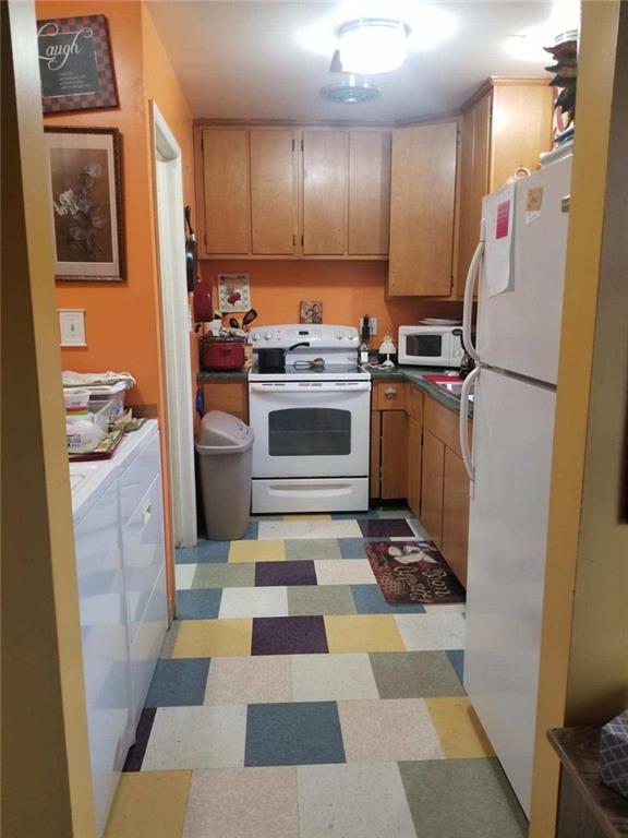 714 East Thompson Road Indianapolis, IN 46227 - Photo 2 of 11 Gallery Image 2