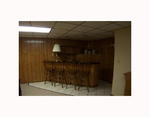122 Cherry Road Chicora, PA 16025 - Photo 12 of 16 Den/Family/Great Room.