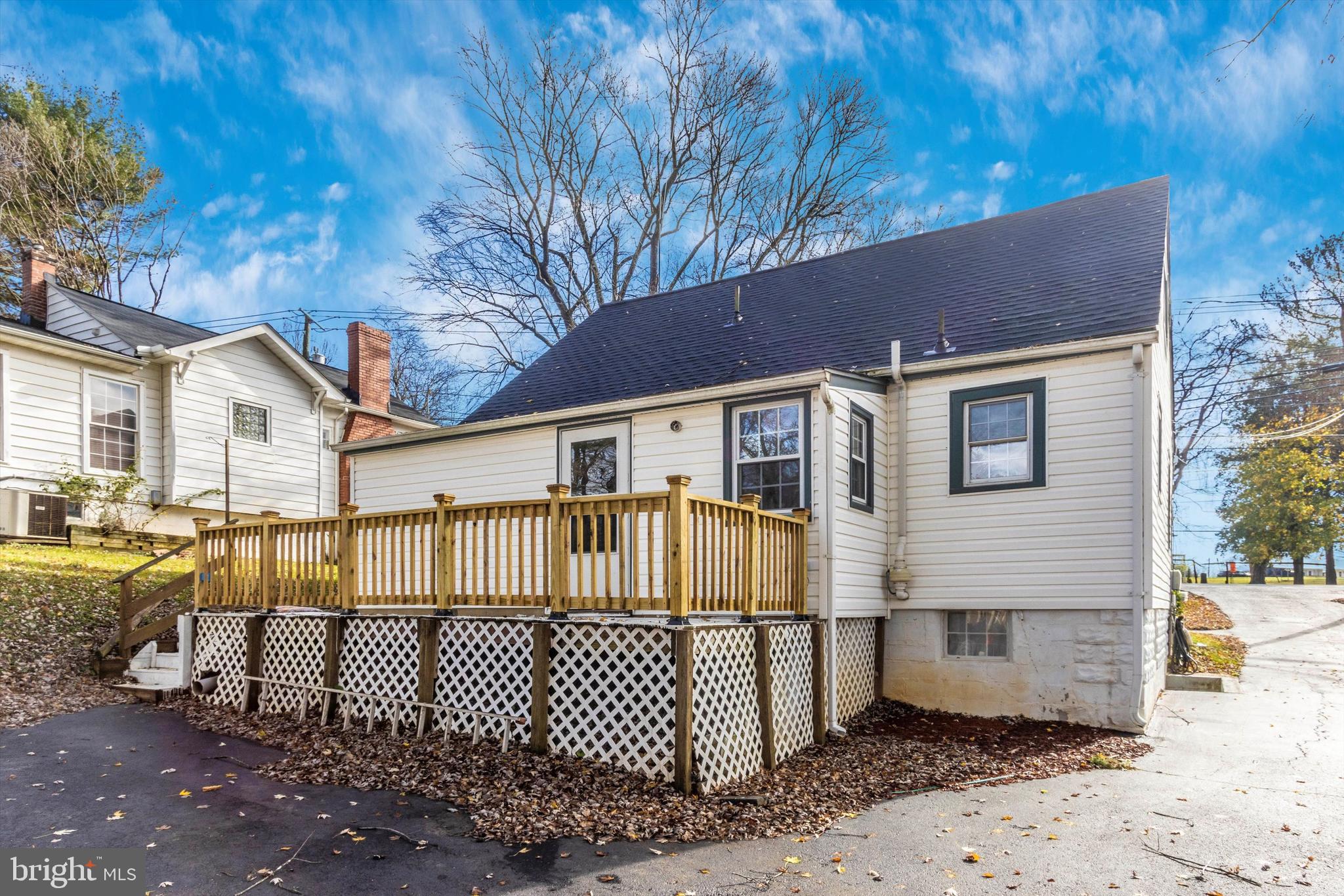 13735 Darnestown Road Gaithersburg, MD 20878 - Photo 36 of 43 Gallery Image 36