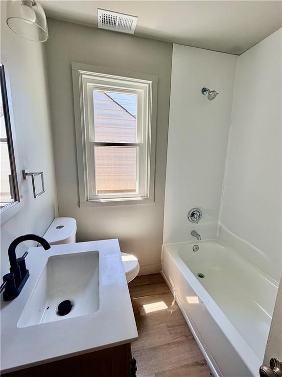 5725 Verona Road Verona, PA 15147 - Photo 23 of 40