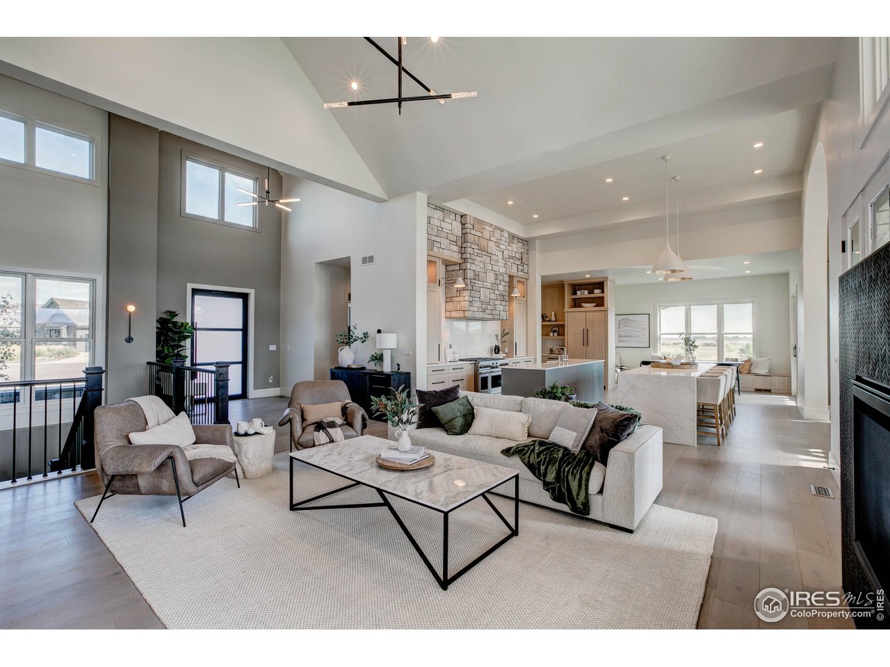 2517 Southwind Road Berthoud, CO 80513 - Photo 5 of 50