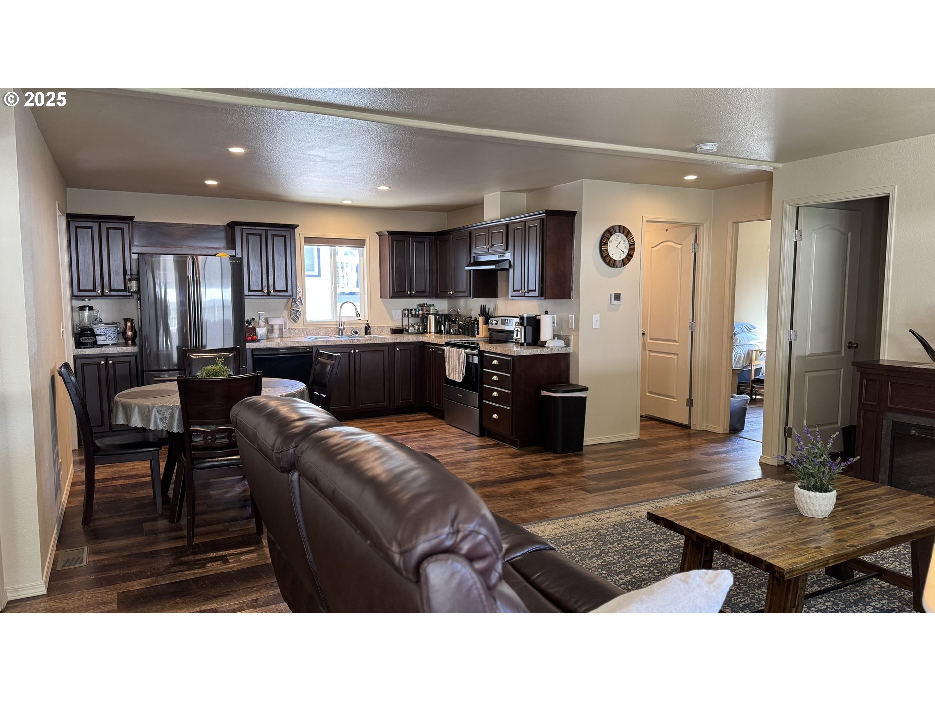 18331 South Heft Loop, Unit 6 Beavercreek, OR 97004 - Photo 3 of 22 Gallery Image 3