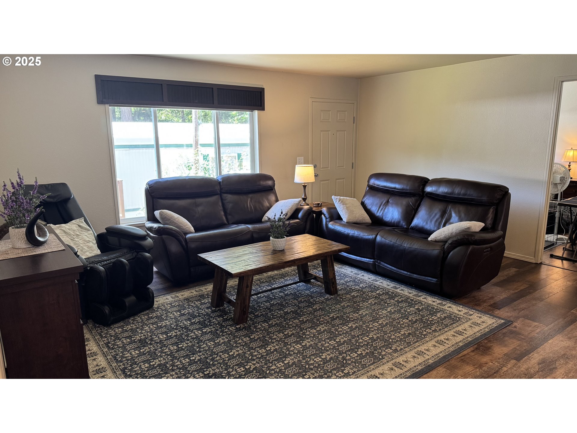 18331 South Heft Loop, Unit 6 Beavercreek, OR 97004 - Photo 9 of 22 Living Room