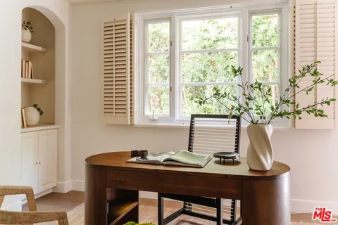$2,150,000 | 9024 Cynthia Street, Unit 204, West Hollywood, CA 90069