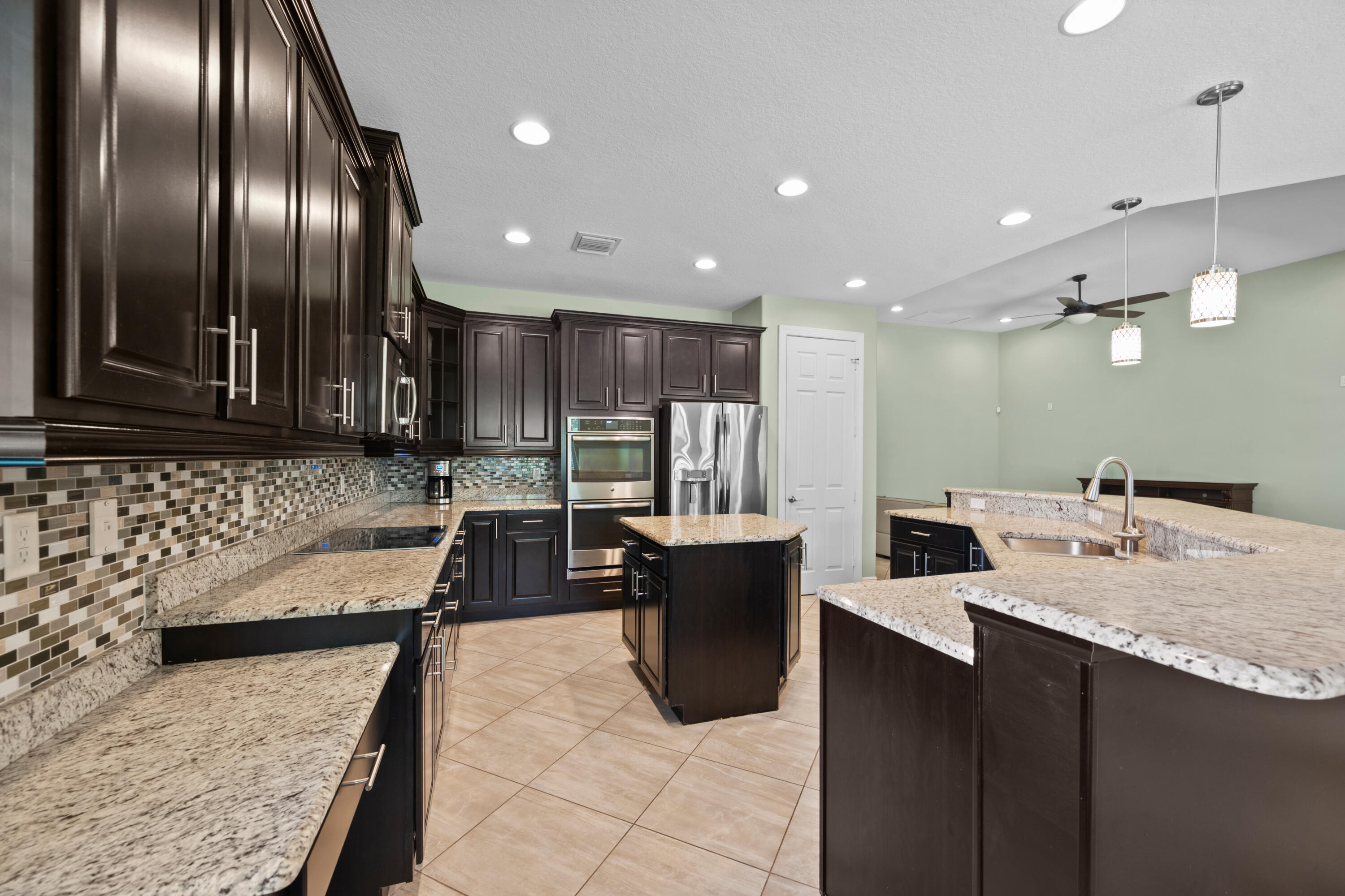 7589 Fieldstone Ranch Square Vero Beach, FL 32967 - Photo 17 of 34 13-DSC_8587