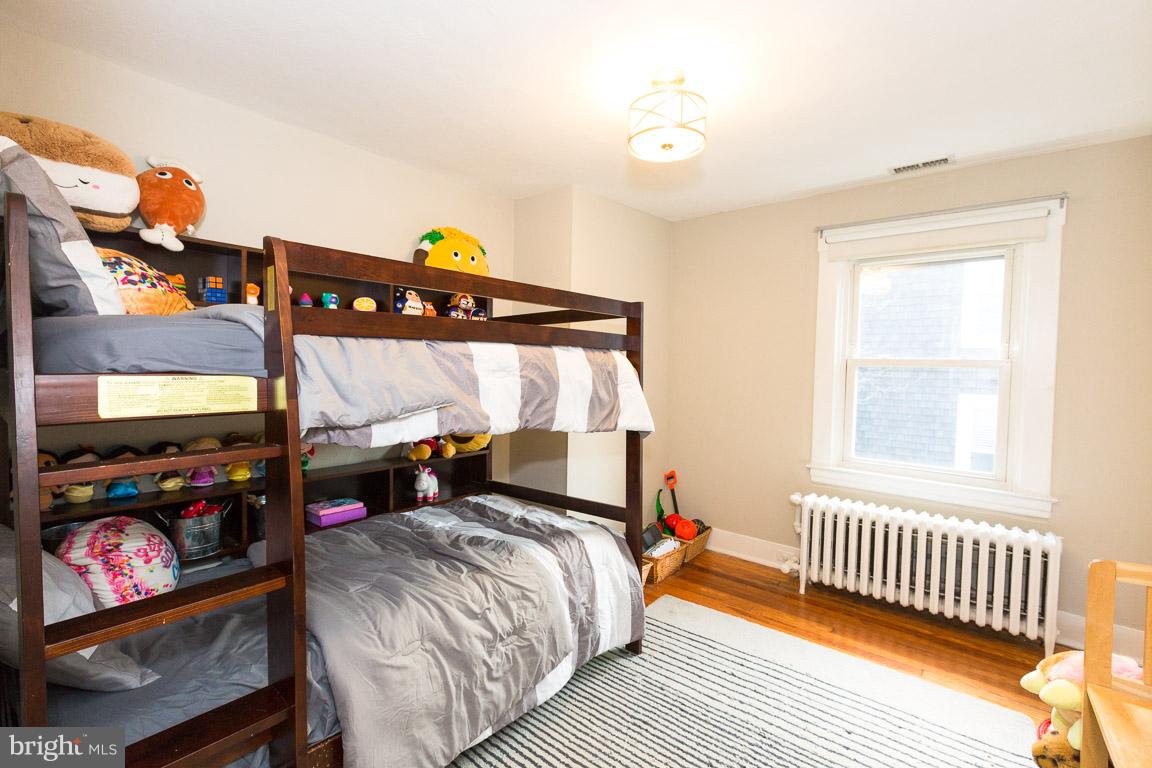 630 St Johns Road Baltimore, MD 21210 - Photo 16 of 29 Bedroom 3