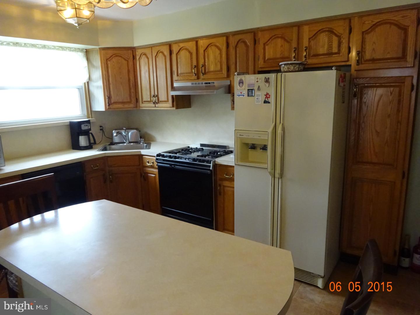 2823 Sebring Road Philadelphia, PA 19152 - Photo 9 of 25 Gallery Image 9