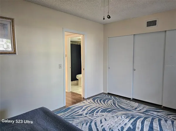 $1,350 | 2466 Ecuadorian Way, Unit 6, Clearwater, FL 33763